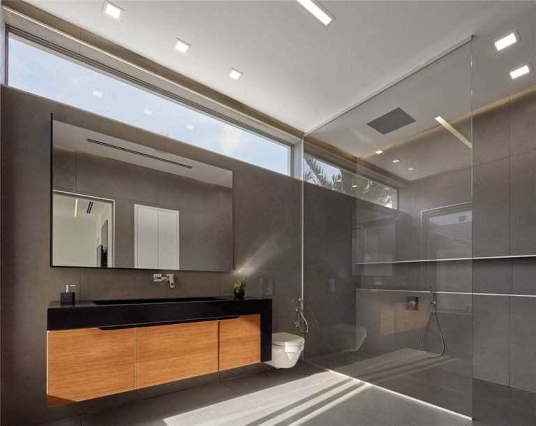 How to Buy Customer Cabinets on a Budget